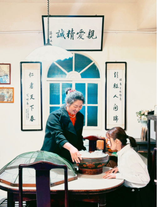 圖8、演出劇照（高萍袖｜郭振寧）